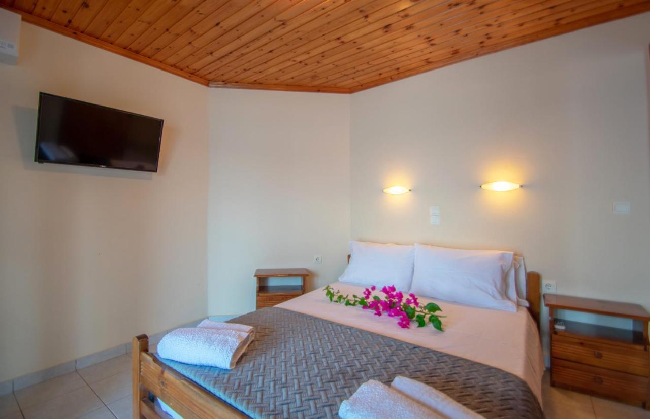 Aggelika Apartments Lithakia  エクステリア 写真